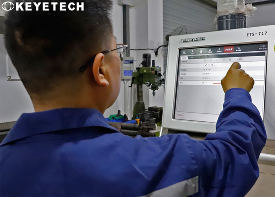 KI-basiertes System zur Überwachung der Qualität der Produktion von PP-Flaschen