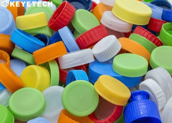 System zur visuellen Inspektion von Plastik-Alaska-Kappen mit Maschinensichttechnologie